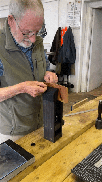 Leathercrafting Workshop - Make your own leather wallet